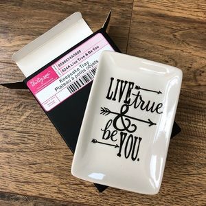 Thirty-One Keepsake Tray